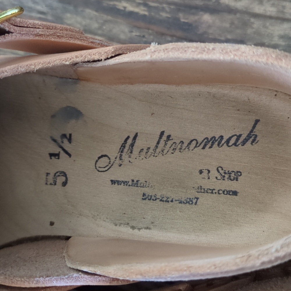 Multnomah Clogs - Picture 5 of 6